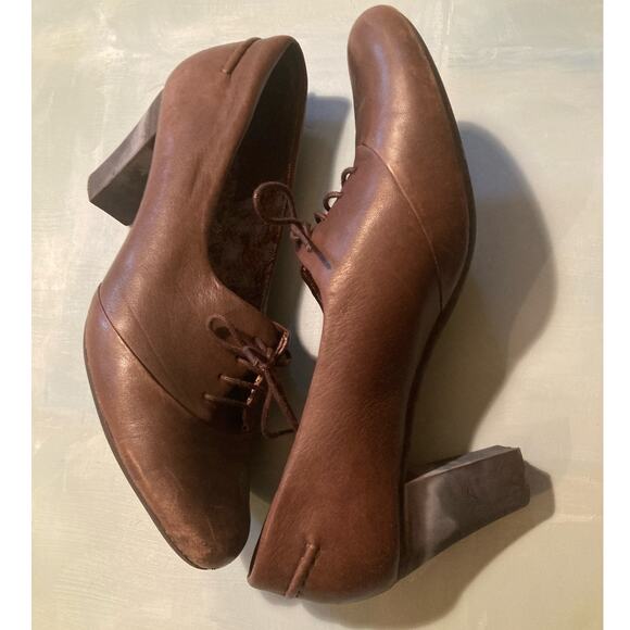 Camper Lace-up Oxford Brogue Heels Comfort w/ Box ~ 1940s Glam ~ Sz 40 10 - Picture 4 of 8